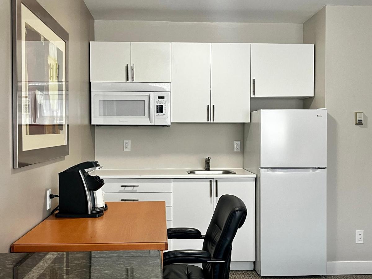 Anavada Inn & Suites - Prince George Luaran gambar
